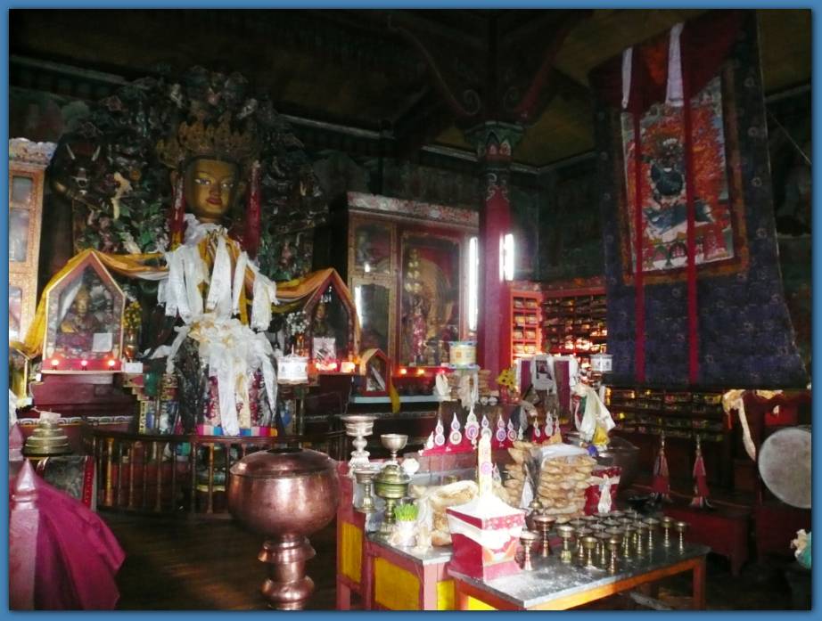 900x674 pixels (88K)